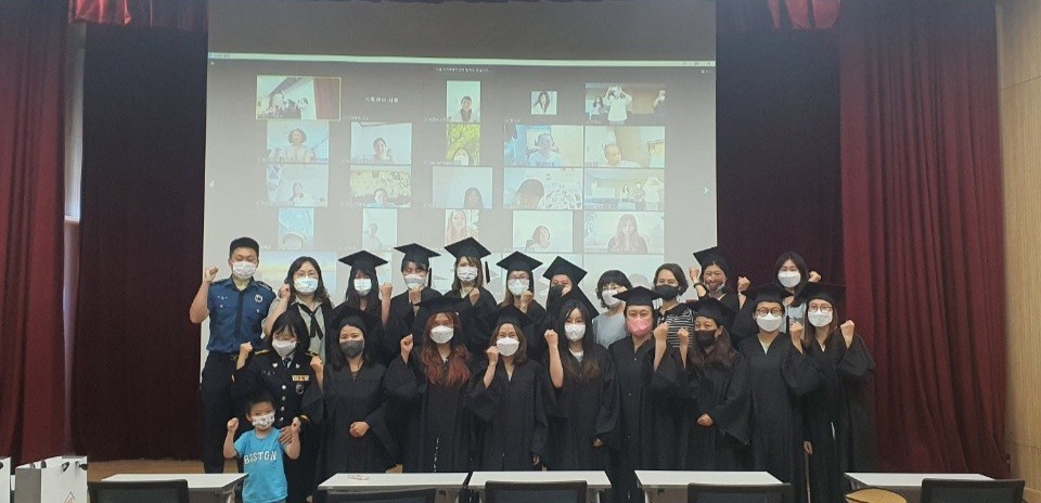 시흥시, 결혼이민자 한국어교육 수료 종강식 열어