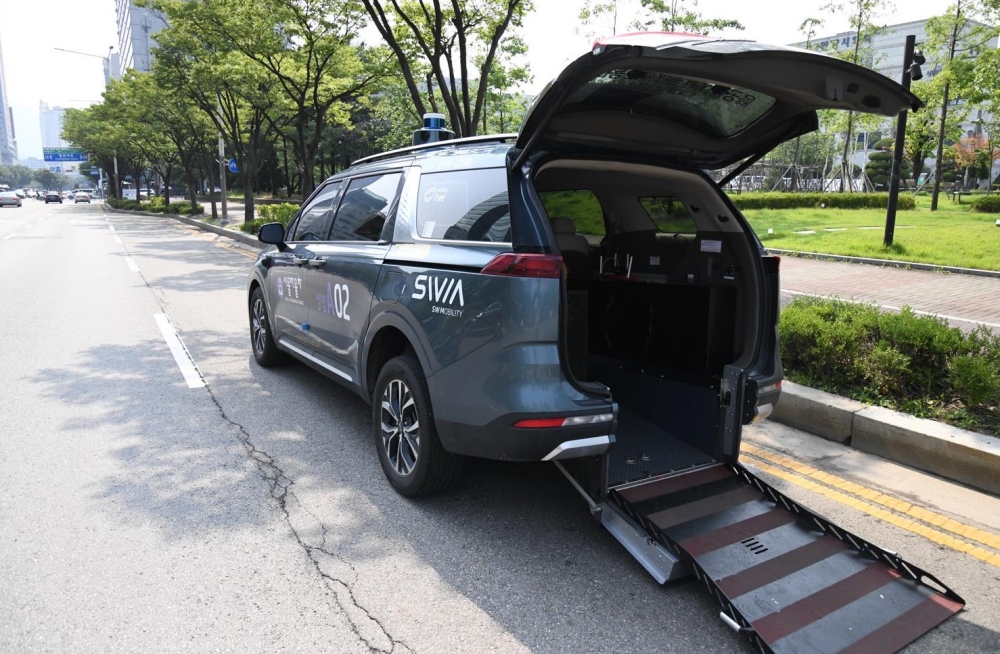 서울시, 상암에 장애인 탑승 자율차 첫 선