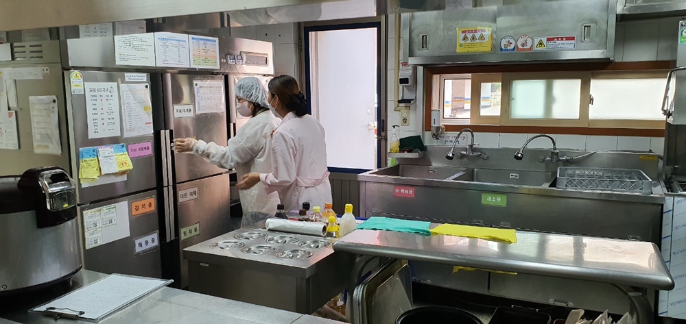 군포시, ‘소규모 음식점 맞춤형 위생관리 컨설팅’ 추진