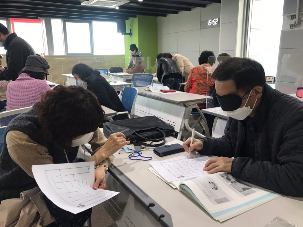 서울 강동구, 자원봉사로 제2의 인생 설계하세요!