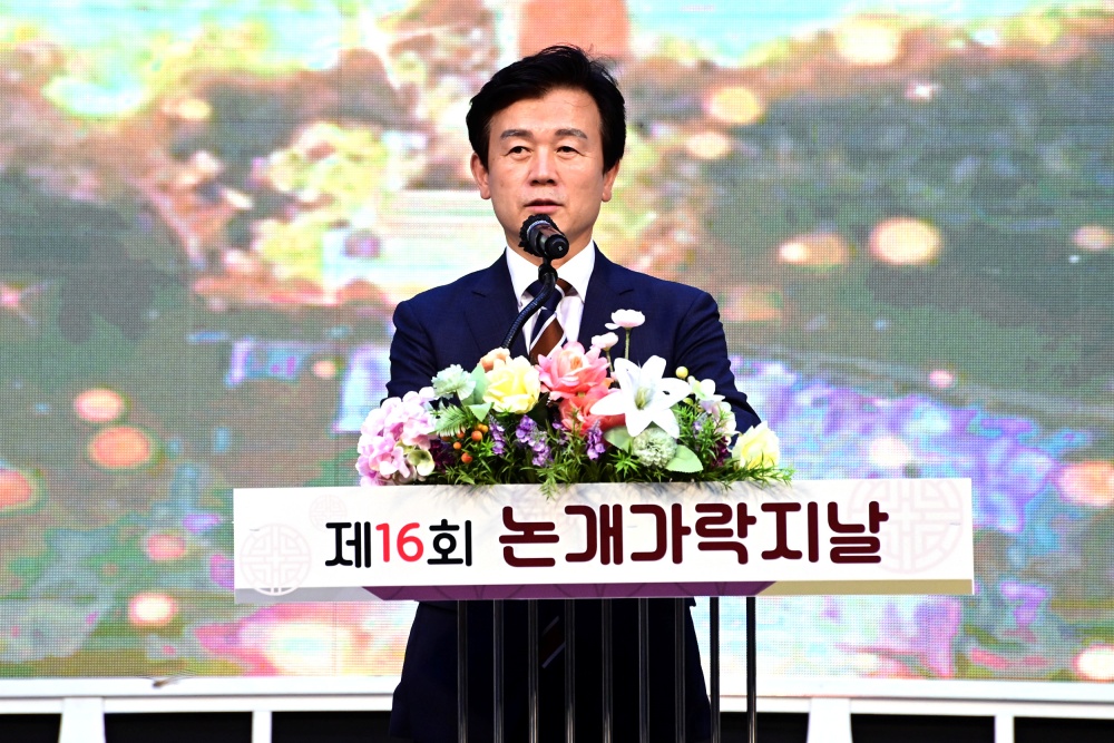 진주시, 의기 논개의 충절 기리는 '제16회 논개가락지날 행사' 열려