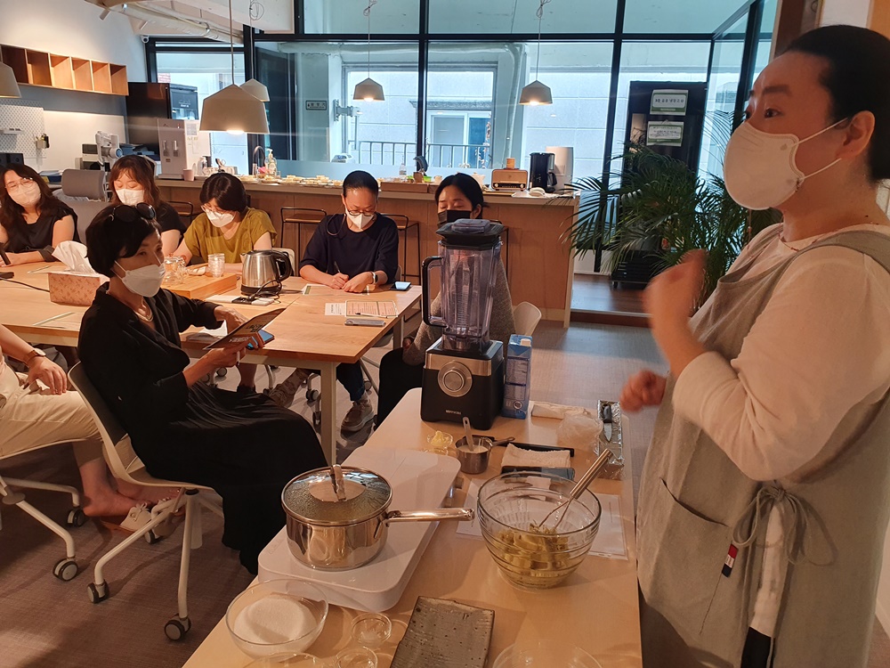 부산 동래구, ‘동래부사와 고구마 고구마 쿠킹 클래스’ 주민 역량 강화 프로그램 성료