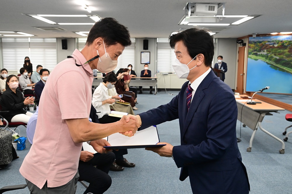진주시, ‘2022년 시민정원사와 시민가드너 기초과정’ 수료식