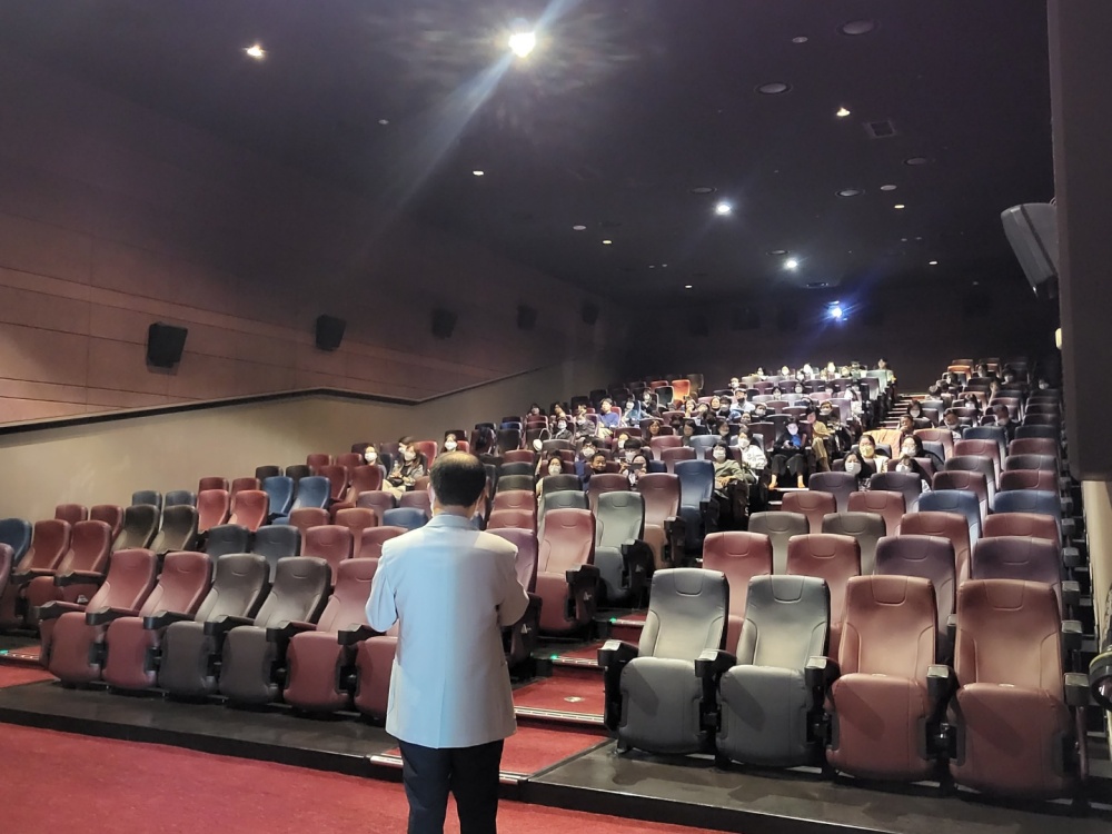 안산시, 외국인 인권존중 문화 확산위해 영화 ‘킹 리차드’ 상영