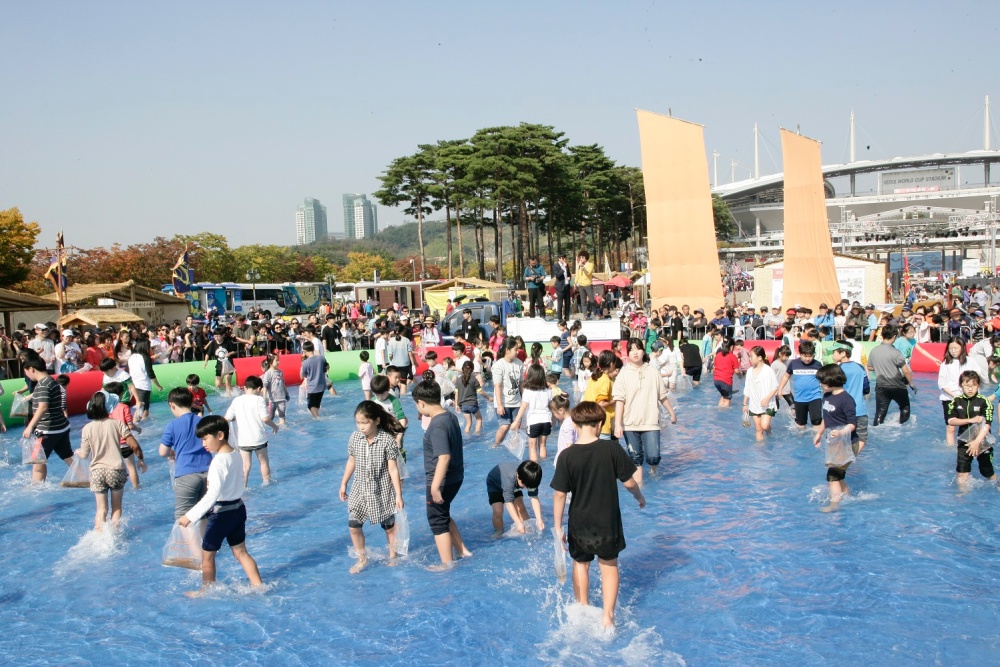 서울 마포구, 3년 만에 돌아온 '마포 새우젓'… 오감이 풍성!
