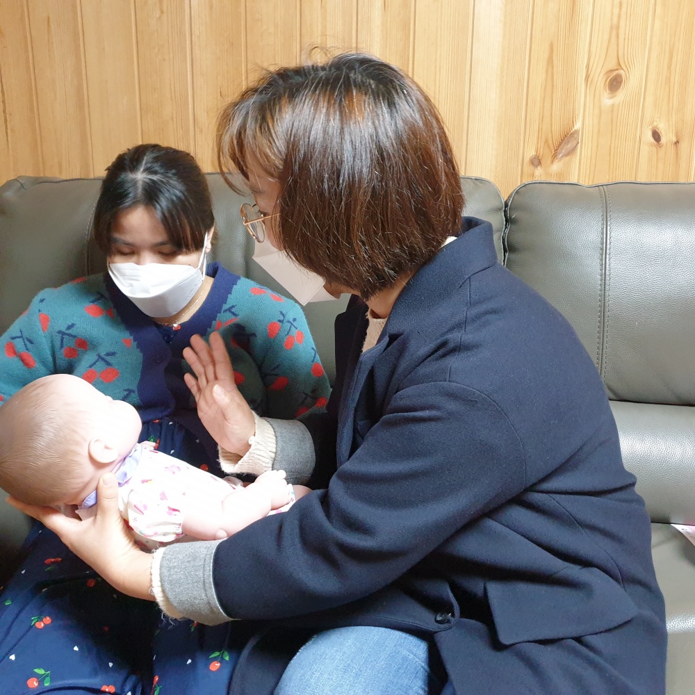 신안군, ‘생애초기 건강관리시범사업’ 첫 발 내디뎌