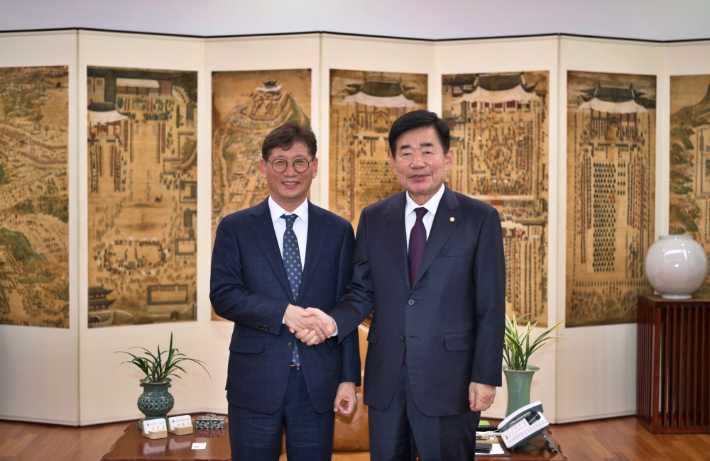 최훈식 장수군수, 2023년 국가예산 총력확보 국회의장 면담...적극협조 요청
