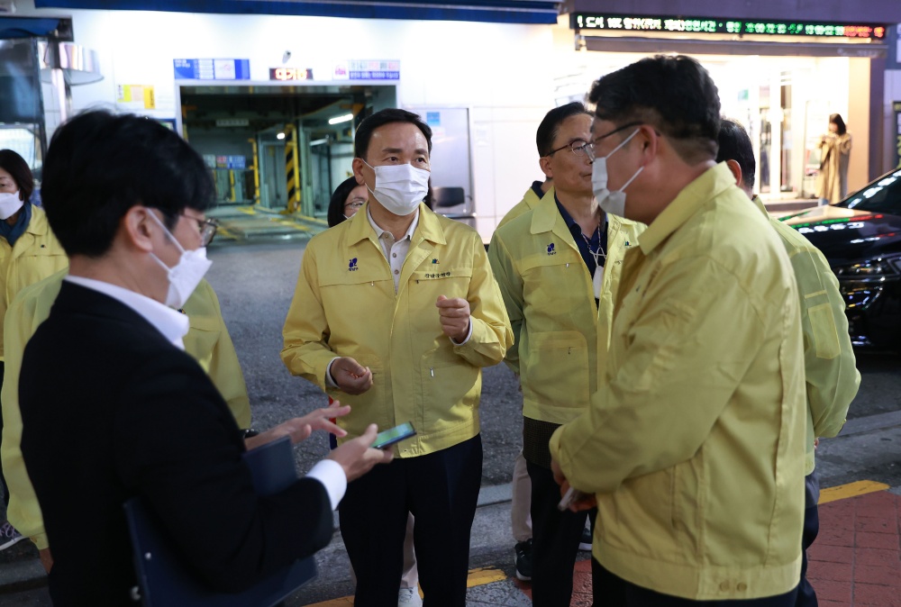 서울 강남구, 수능·연말연시 맞아 다중밀집지역 특별 현장점검 실시