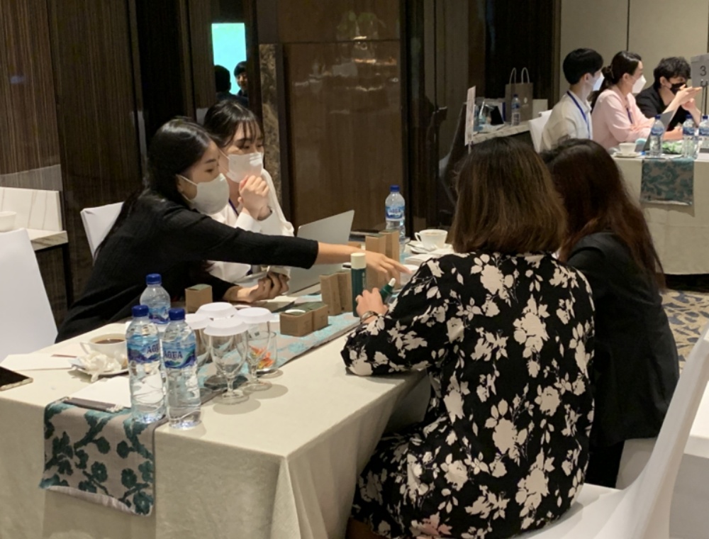 서울 영등포구 무역사절단, 성공적인 수출 성과 얻고 귀국