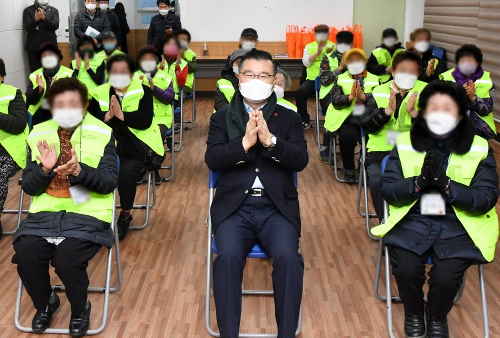 서울 중랑구, 16일까지 내년 어르신 일자리 2천여 개 참여자 모집한다
