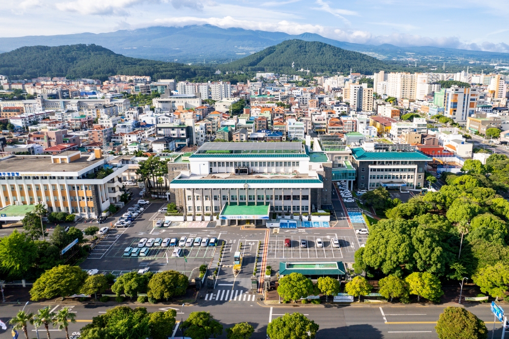 해발 1950m 한라산 부상환자 닥터헬기로 '골든타임 사수'