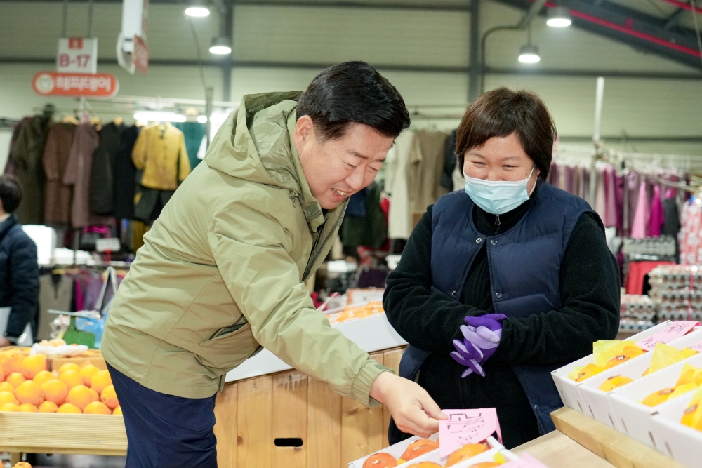 제주도, 재래시장 활성화로 지역경제에 활력 넣는다!