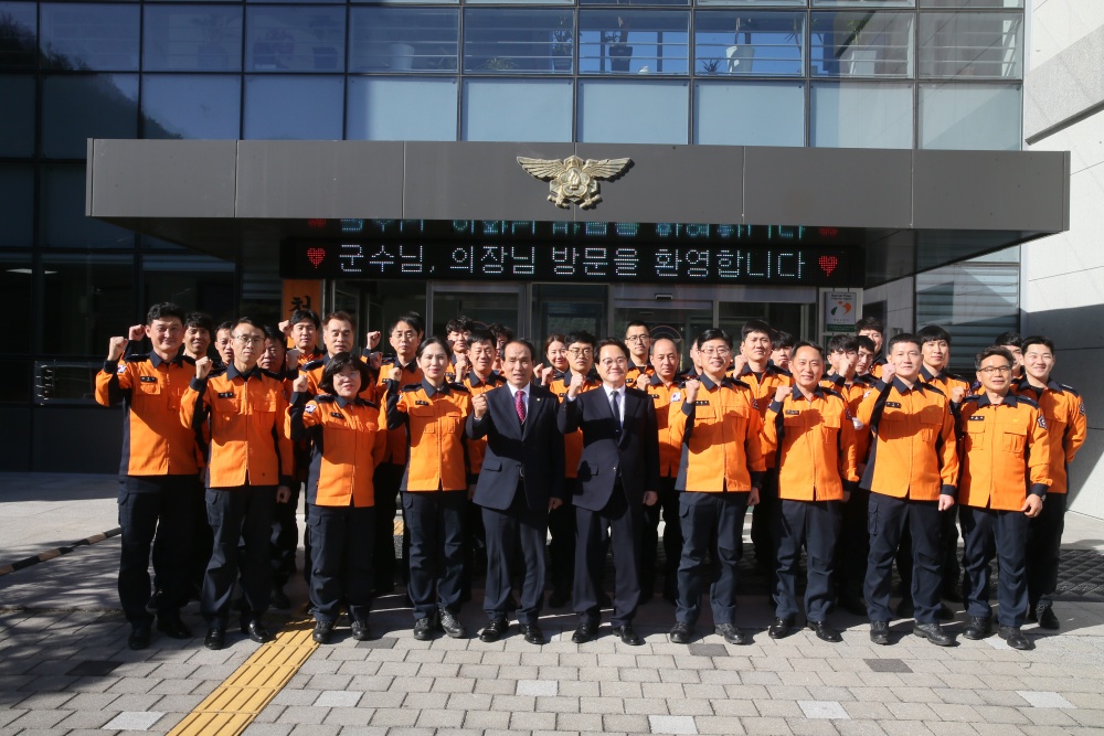 청도군, 연휴기간 군민의 안전과 치안을 책임지는 현업근무자 방문