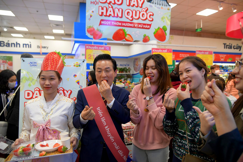 논산시, 베트남 ‘AN MINH’社와 딸기 수출 협약… 지속적 유대 약속