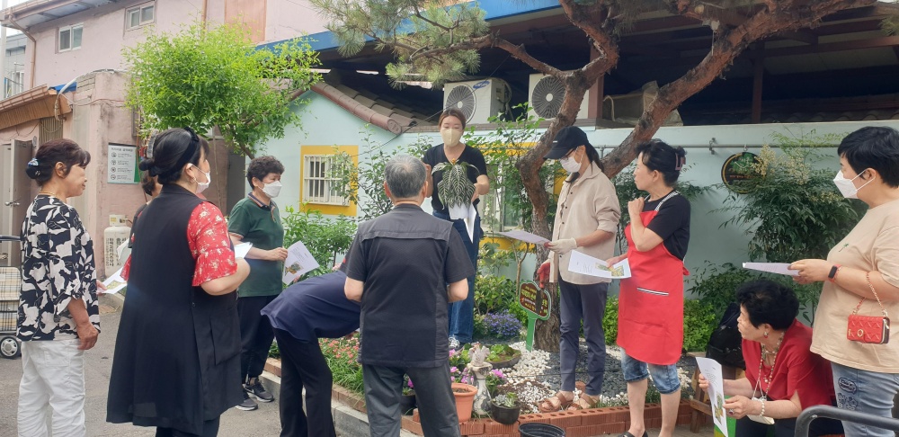 서울 중구, '우리 동네 골목길 한뼘정원 가꾸기 공모 사업' 추진
