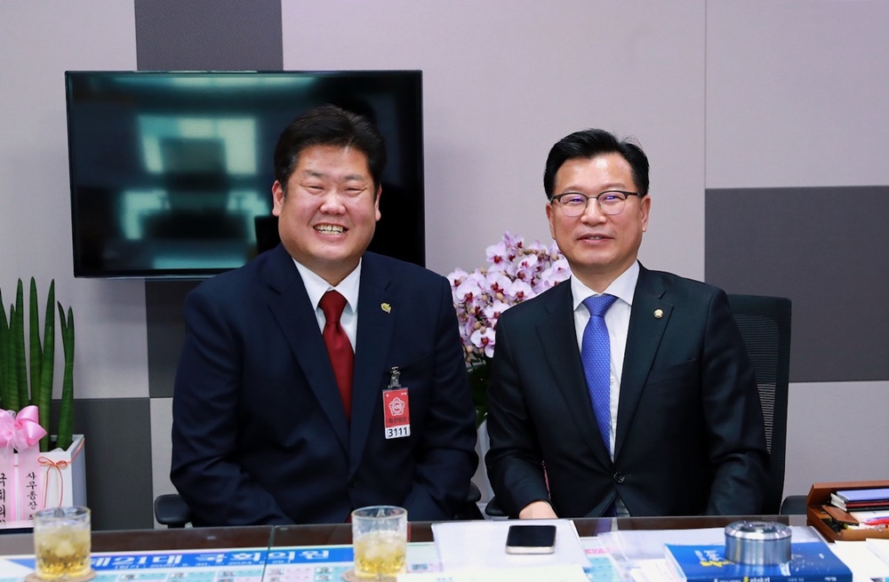 이상호 태백시장, 이철규 국회의원실 방문 및 주요 현안 건의