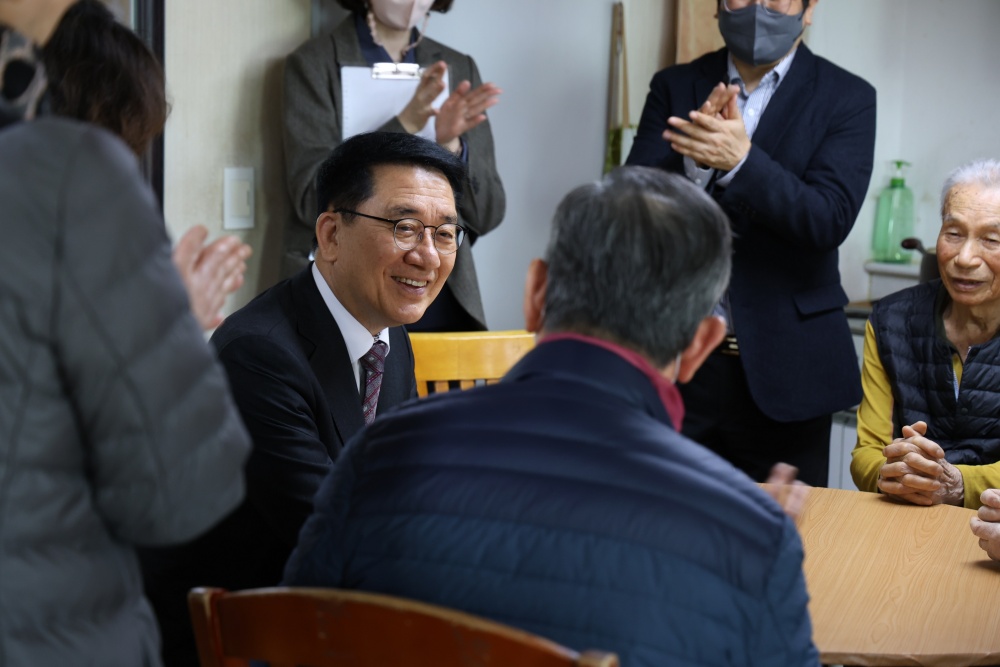 구로구, 경로당 방문으로 민원 현장 점검... 구청장 소통 행보 눈길