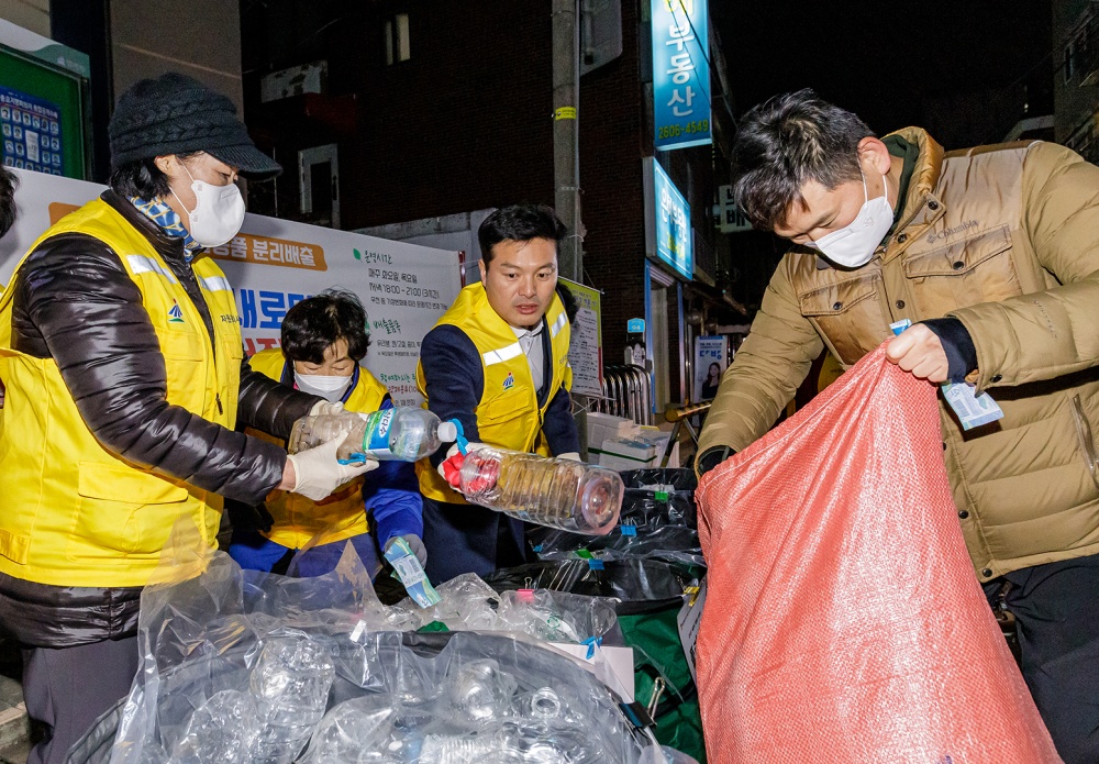서울 강서구, '주택가 아파트형 재활용 분리수거함' 확대 및 운영