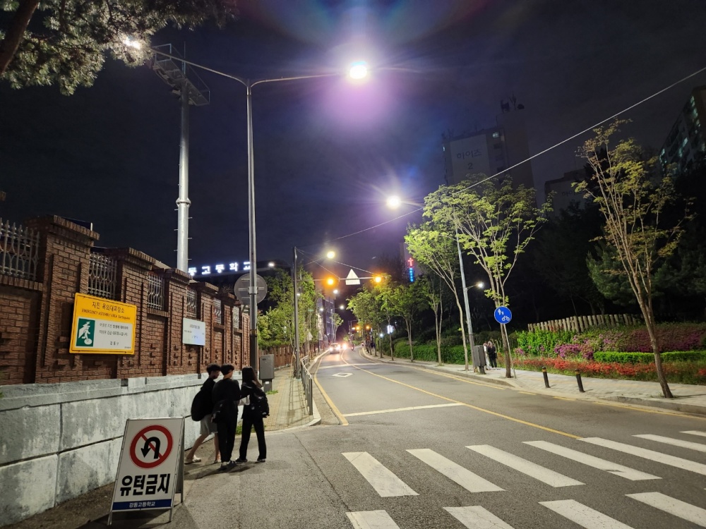 강동구, 안전 통학로 조성을 위해 노후 방전등 교체