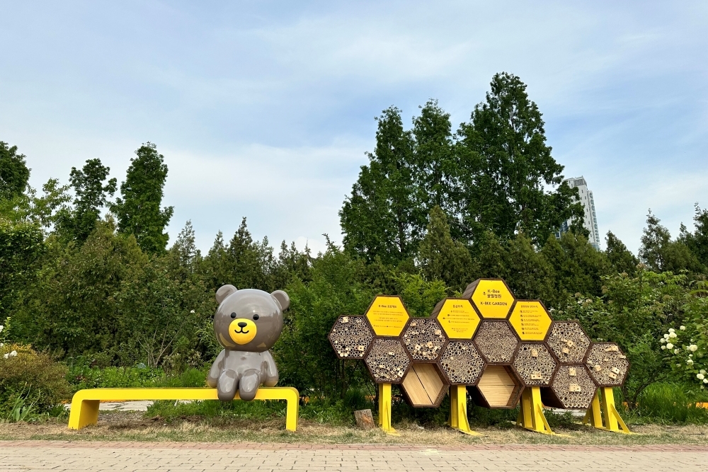 서울시, 도심 속 꿀벌 서식지 서울숲 꿀벌정원 재단장