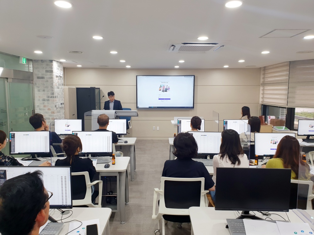 안동시, '경로당 관리시스템' 구축 및 시범운영