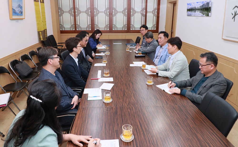 평택시, 인문학 확산 위한 지관서가 설치 업무협약 체결