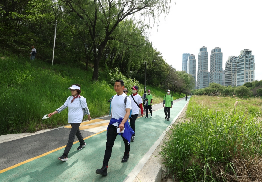 서울 강남구, 구민 건강걷기 독려 챌린지 진행