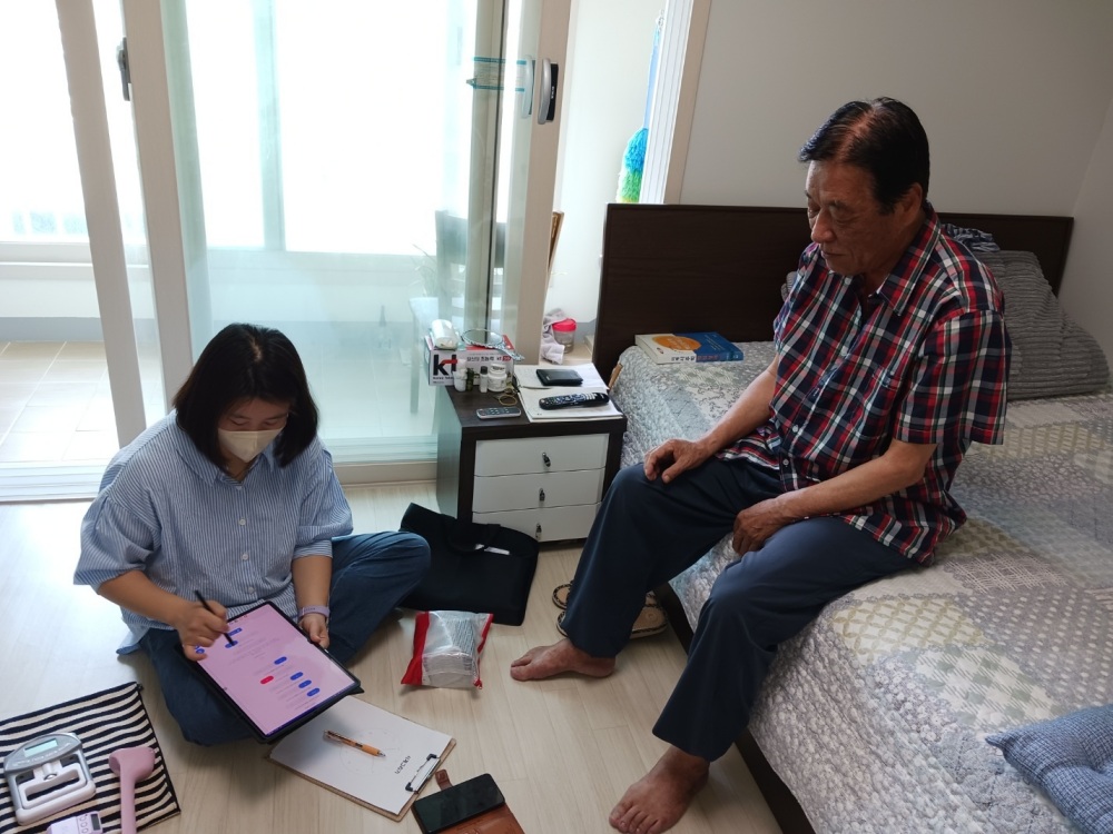 대구 동구 보건소, 스마트폰 활용 어르신 건강관리사업 추진