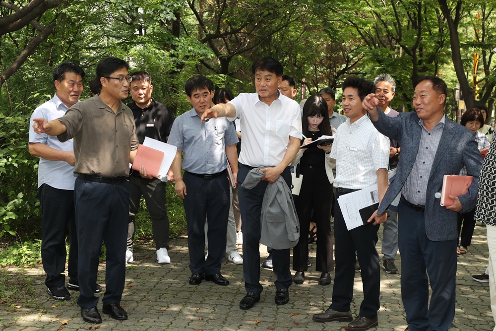 하은호 군포시장, 산본2동에서 '찾아가는 이동시장실' 운영