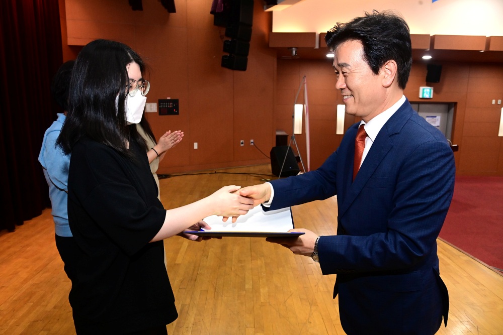 진주시, 제 12회 인구의 날 기념행사 및 인구정책 슬로건 공모전 시상식 열었다