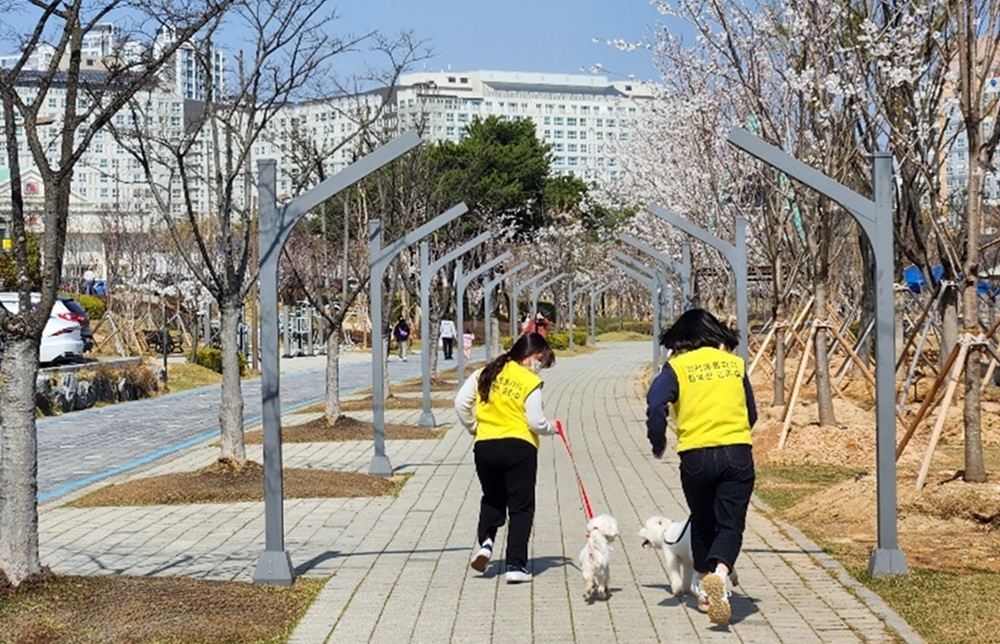 나주시, 유기 동물 입양 문화 확산 앞장