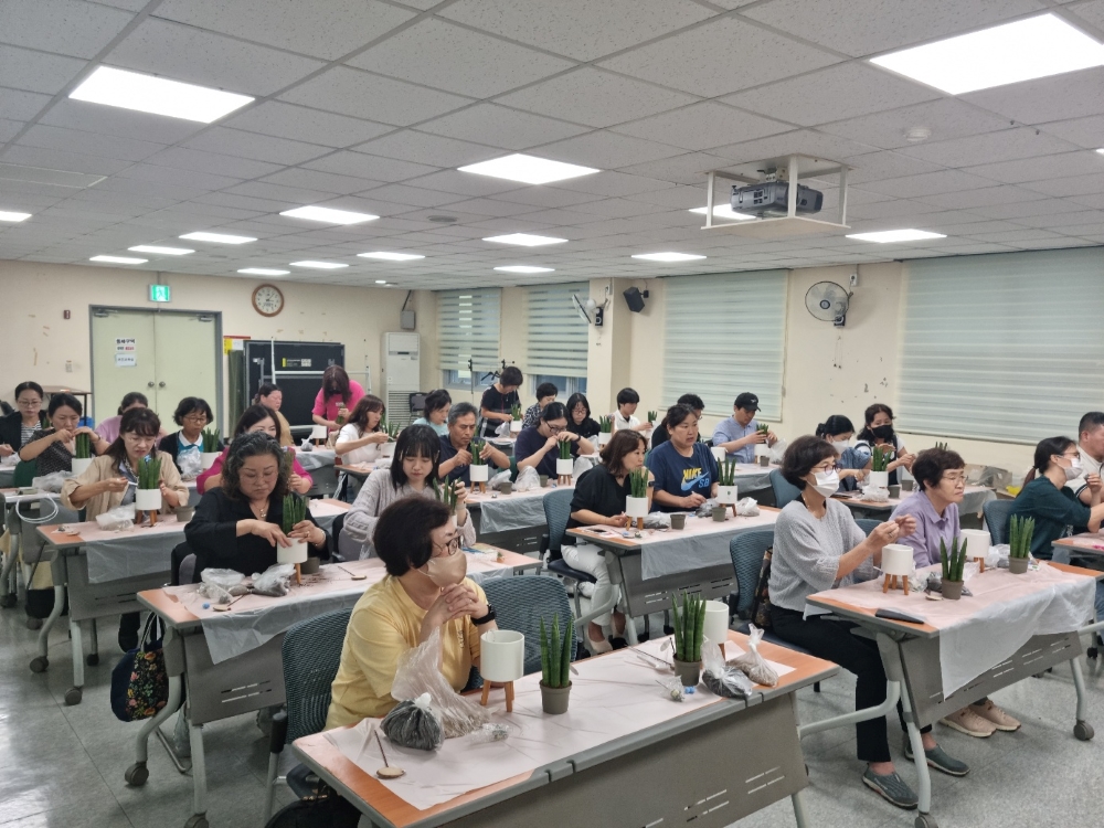 인천 서구, 중·장년층 대상 '마음 건강 돌봄 프로그램' 시행