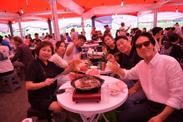 제17회 장수 한우랑 사과랑 축제 성료... 판매수익 35억 원 이상