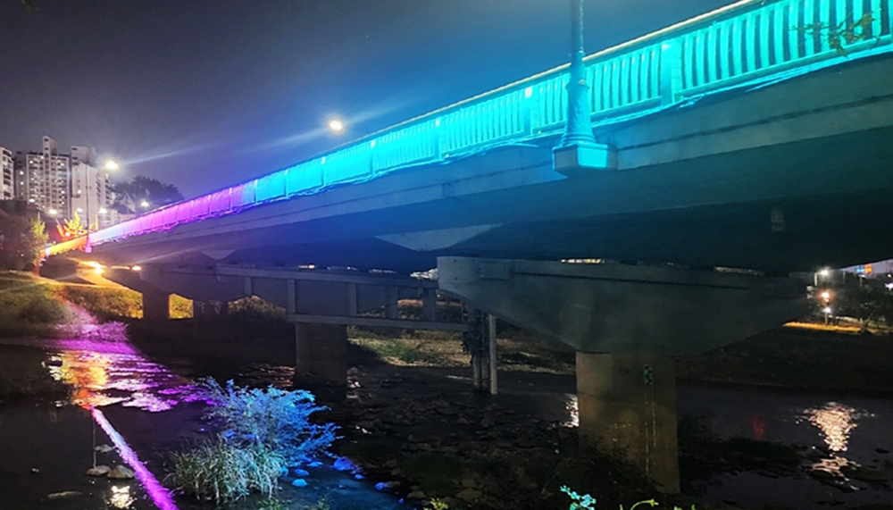 '신유촌교 야간조명' 야간 도시기능 활성화에 기여