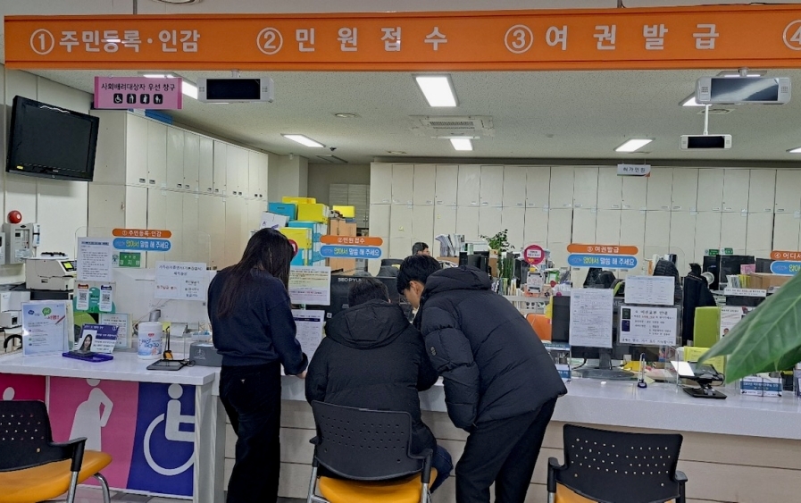 곡성군, 목요 야간 민원실 지속 운영으로 민원서비스 향상