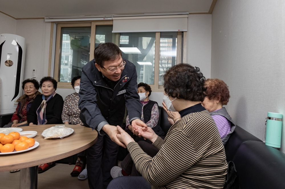광진구, 고독사 예방 사업 확대...위험군 3,000명 보호 맞춤형 정책 추진