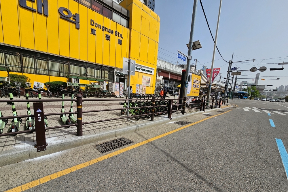 부산 동래구, 주요 교차로 등에 정당현수막 우선게시대 설치