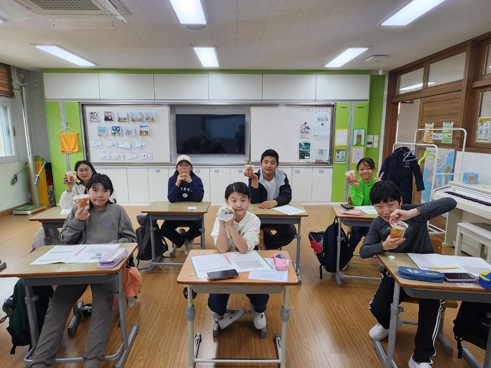 전북도, '방과 후 돌봄교실' 이용하는 초등학생 대상 과일 간식 제공 나서