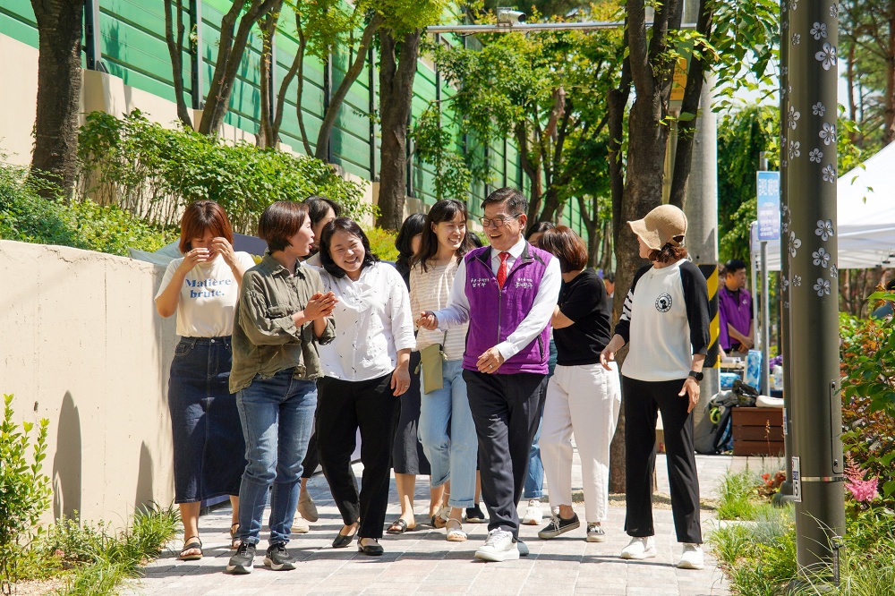 동대문구, 학생들의 꿈이 자라나는 안전한 등굣길 ‘청량꿈숲’ 조성