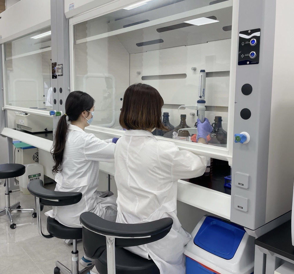 옥천군, 4년 연속 '잔류농약 분석 능력 ' 세계적 인정 받아