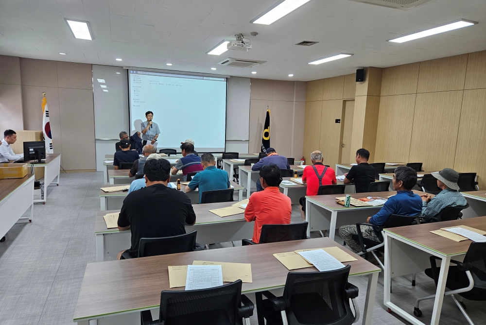 가평군, 친환경약제 개발…토마토뿔나방 선제적 방제 ‘눈길’