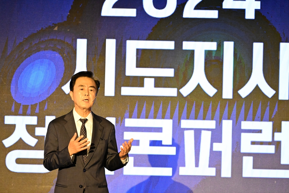김태흠 충남도지사, 저출생 위기 ‘풀케어’로 넘는다