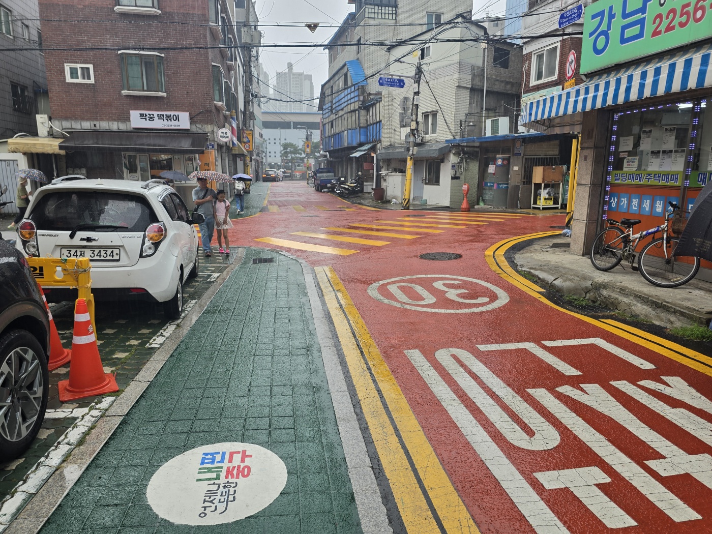 중구, 청구초 통학로 스마트폰 사용 제한 시스템 도입
