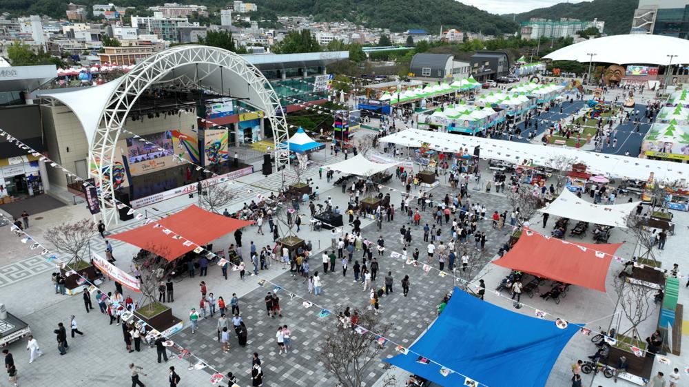 안동국제탈춤페스티벌, 이색 콘텐츠로 관광객 몰이