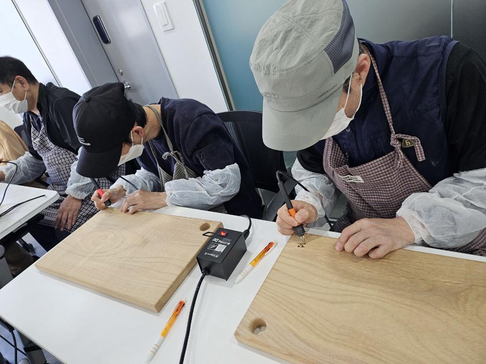 금천구, 고독사 예방 프로그램 '친해지길 바라' 운영