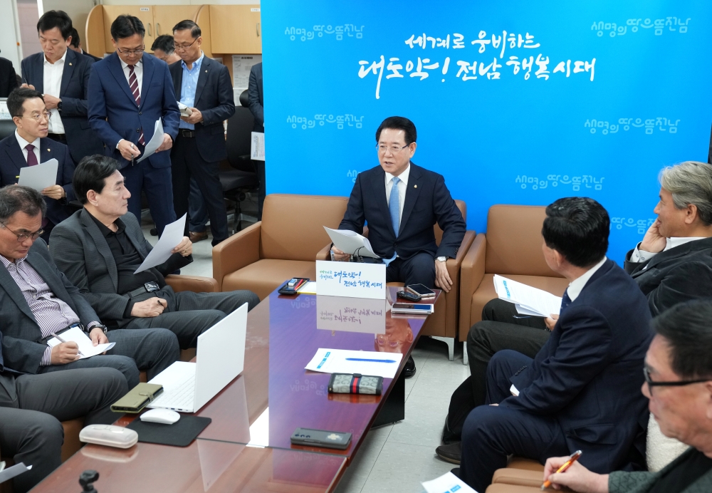 김영록 전남도지사, 전남 멋·맛·혁신산업 세계에 알린다
