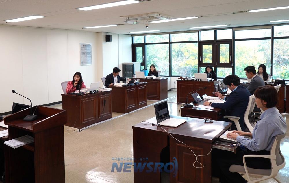 영도구의회, 행정기획위원회 등 대상 행정사무감사 실시