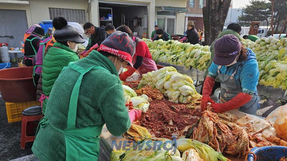 추풍령면 새마을협의회, 사랑의 김장김치 나눔행사