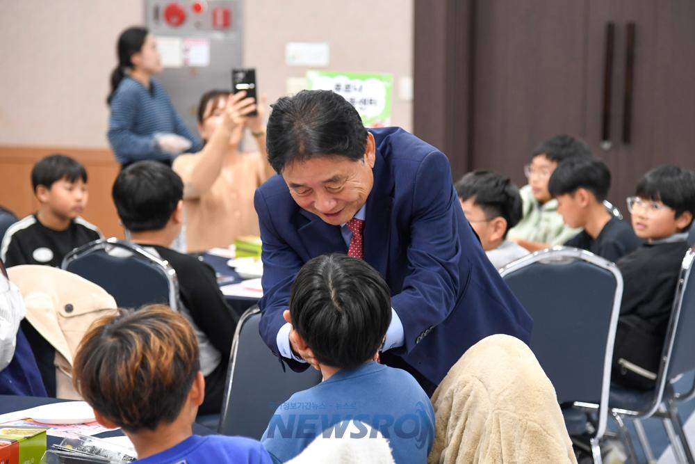 군수 할아버지와 재회의 시간, 소원 한보따리 풀어낸 아이들