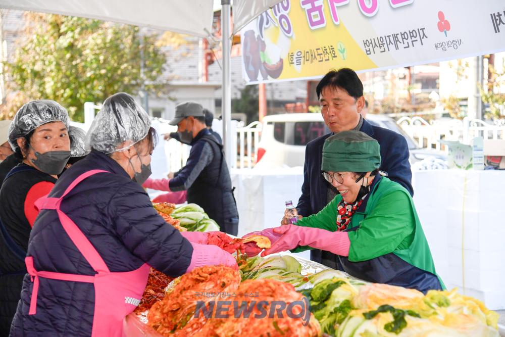 화천군, '사랑의 김장나눔' 행사 개최